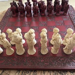 Rare 1979 Lord Of The Rings Chess Set