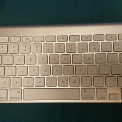 Apple Wireless Keyboard