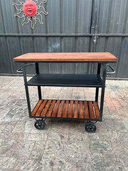 Vintage Looking Bar Cart w/ wheels