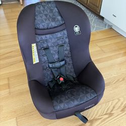 Cosco Scenera Convertible Car seat