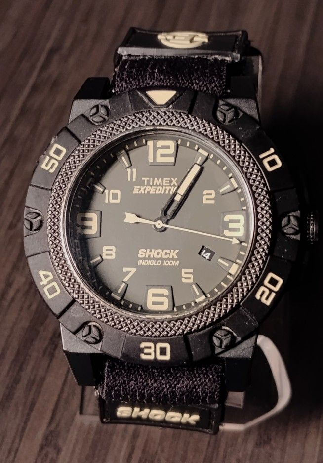 TIMEX Men's Expedition Field Shock Watch TW4B009
