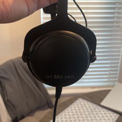 Beyerdynamic DT 880 Pro