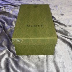 GUCCI SHOES size 12 