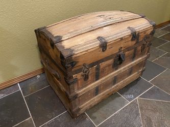 Vintage Dome Topped Steamer Trunk