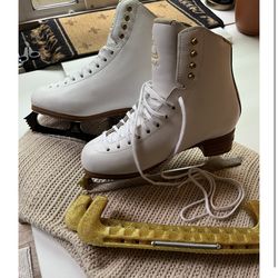 Pro professional Ice skates for  girl 5 1/2 B skates