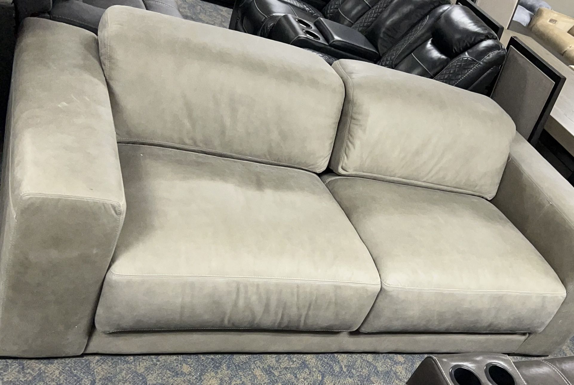 Power Reclining Sofa 