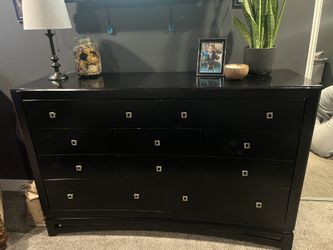 Black Dresser