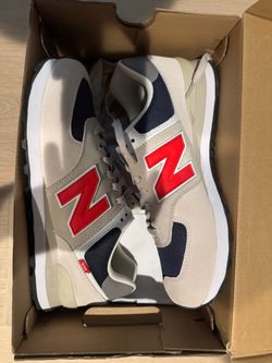 Brand New - Men’s New Balance 9.5