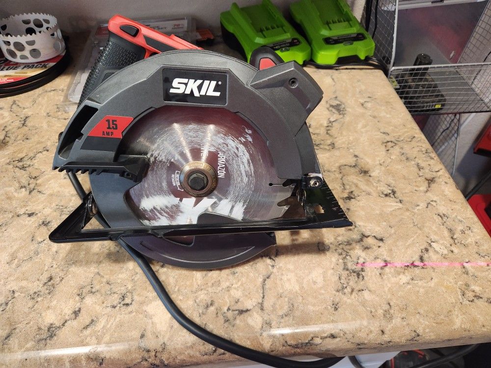 Skil 7 1/4 Circular Saw