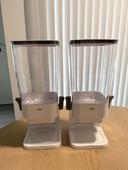 OXO Good Grips Countertop Cereal Dispenser 