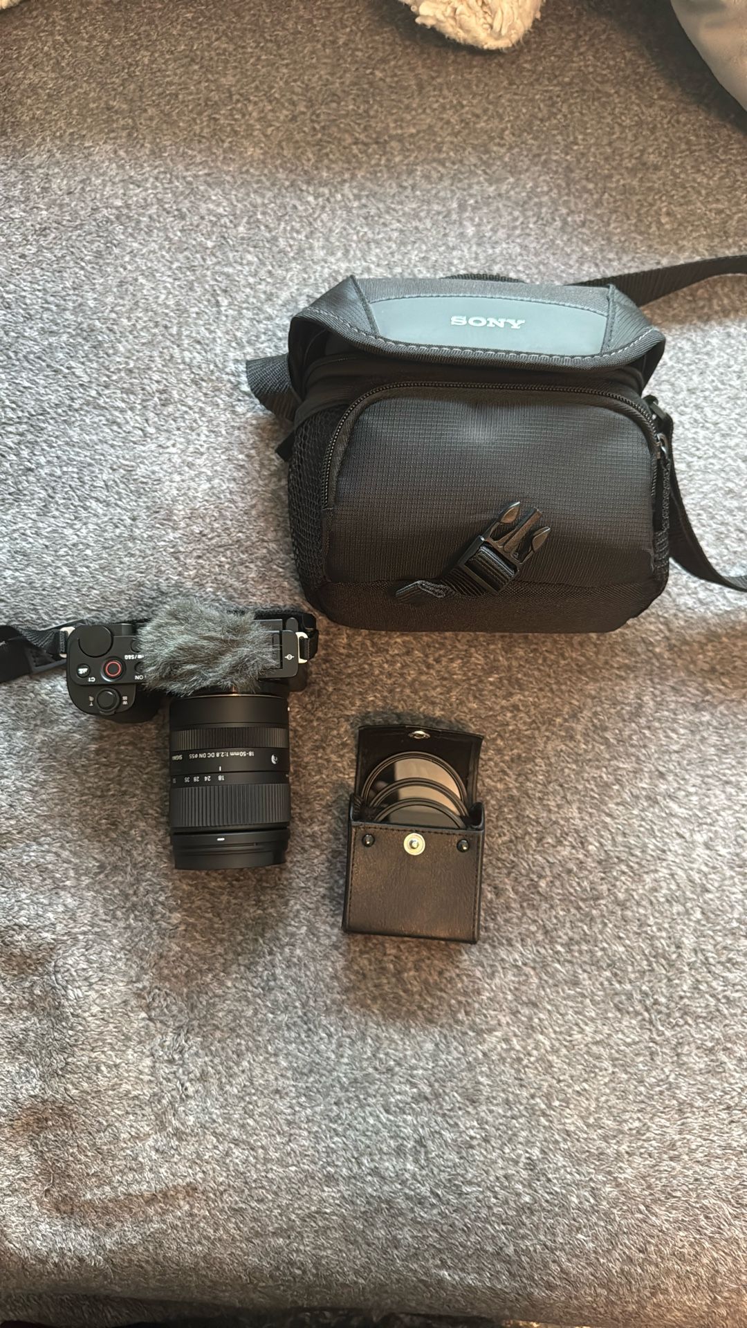 Sony ZV-E10 with Sigma 18-50mm Lens
