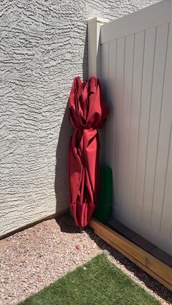Outdoor umbrella