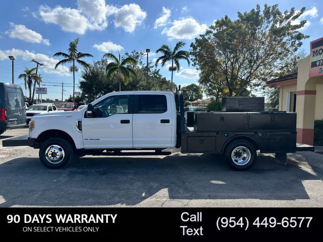 2018 Ford F350 Super Duty Crew Cab & Chassis