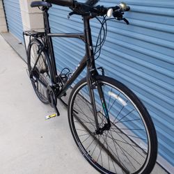 TREK HYBRID BIKE 21 SPEEDS TIRE 700C SIZE L LIKE NEW 