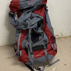 Osprey Ariel 65 Internal Frame Backpack Women’s Medium 