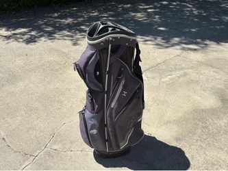 Wilson Staff Nexus golf bag