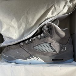 Nike Jorda wolf grey 5s size 6.5 brand new