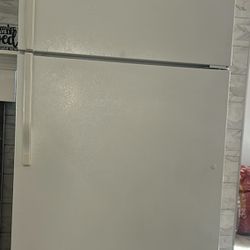 Magic chef Refrigerator 