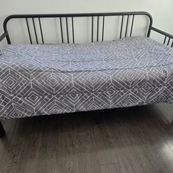 Twin Bed Frame Mattress Trundle Ikea Costco 
