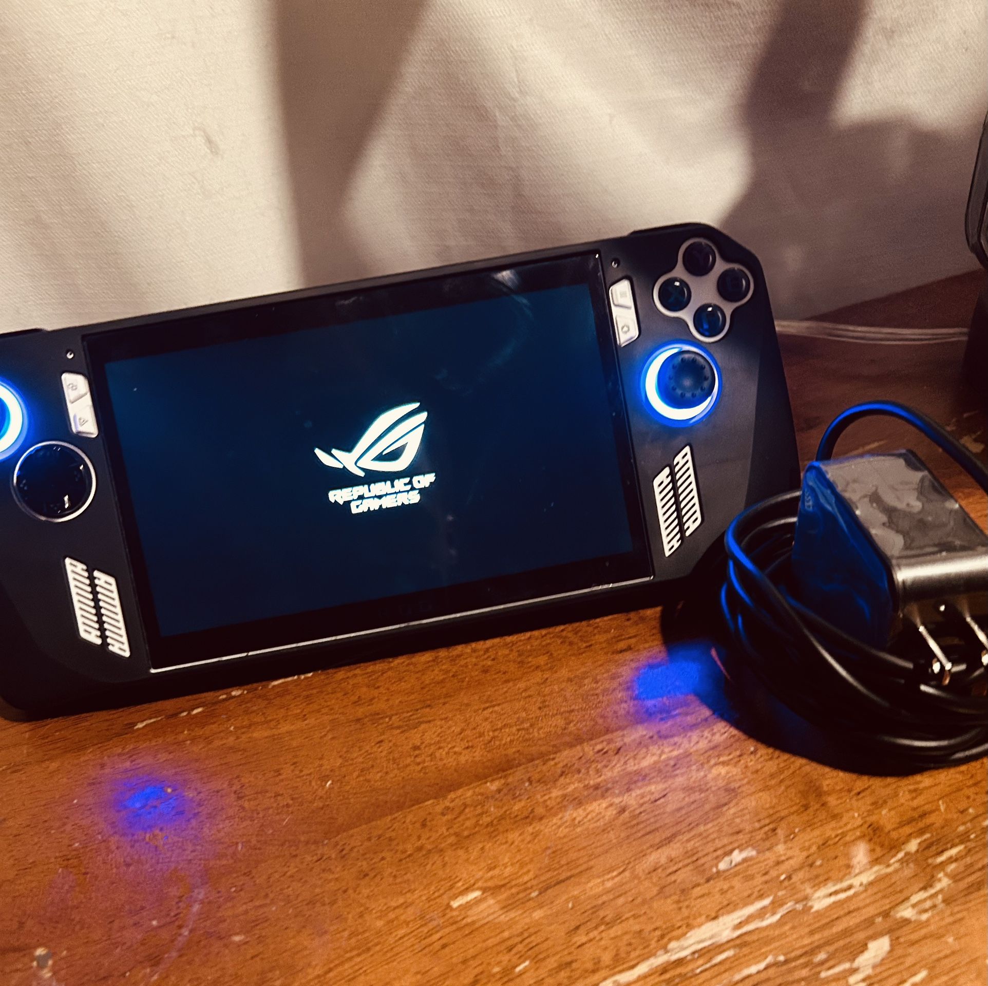 ASUS ROG Ally Z1 EXTREME