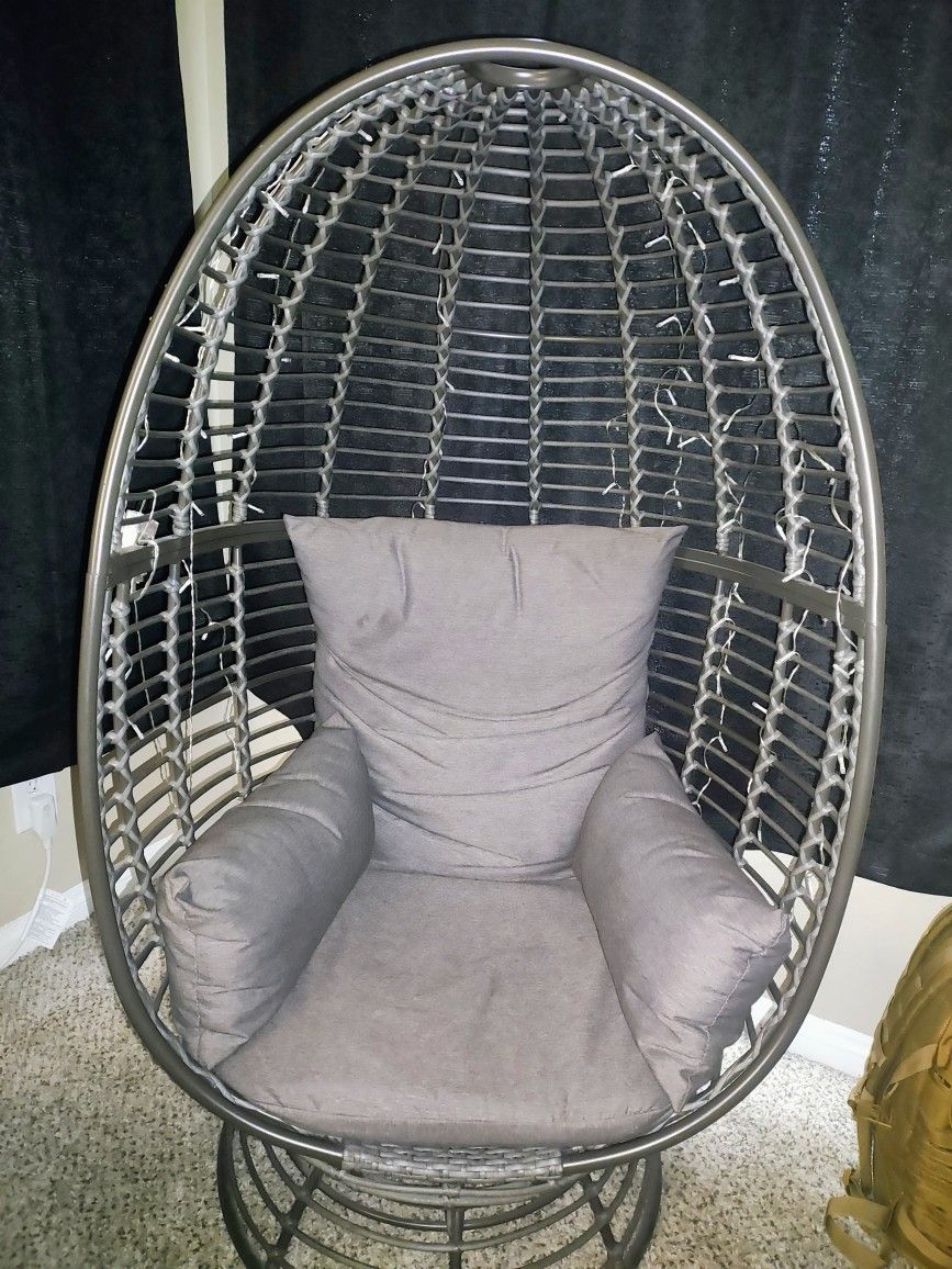 Swivel EGG Chair, For Indoor Or Outdoor