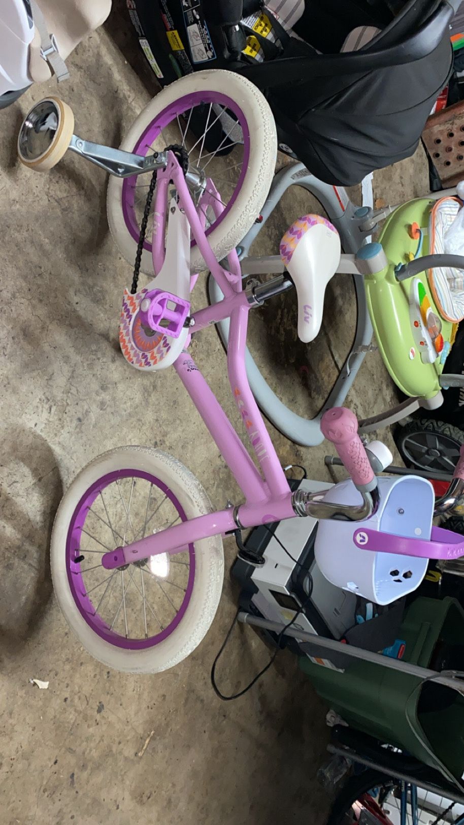 Girl 16’ Liv Bike