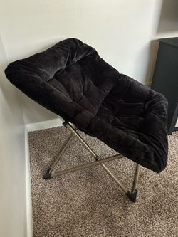 Saucer Lounge Chair