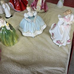 Royal Dalton Figurines 