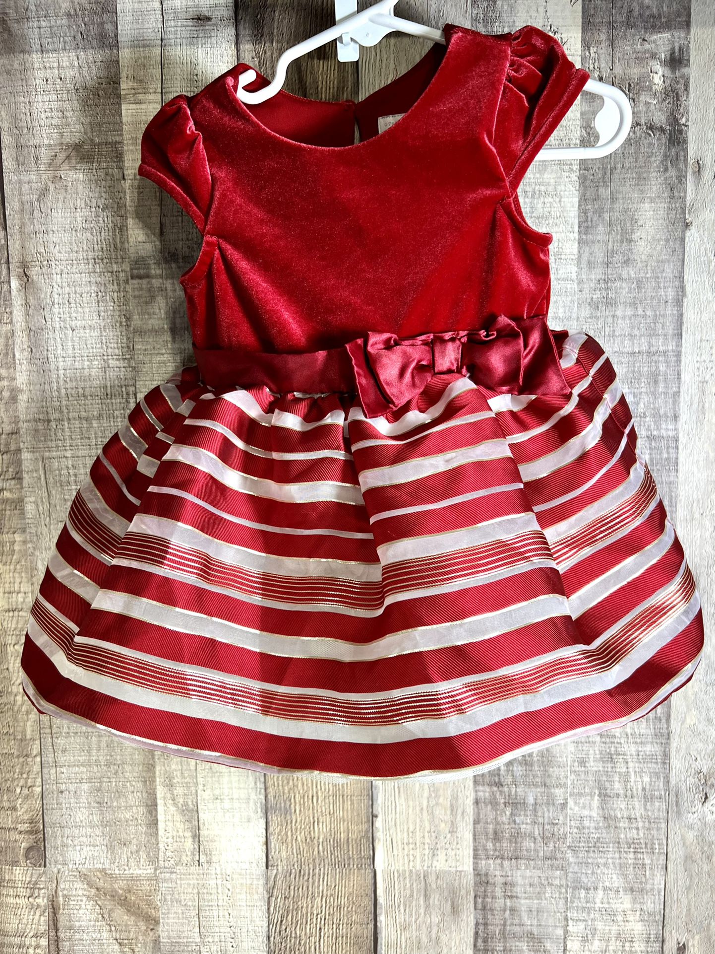 CHILDRENS PLACE CHRISTMAS RED Velvet WHITE w/BOW Gold lined DRESS! 12/18 Months