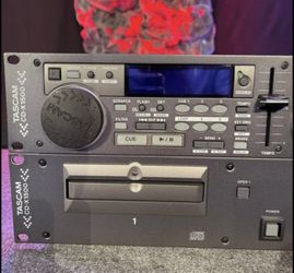 Tascam CD-X1500 Rack Mount Dual CD Player (Valued at $600) for