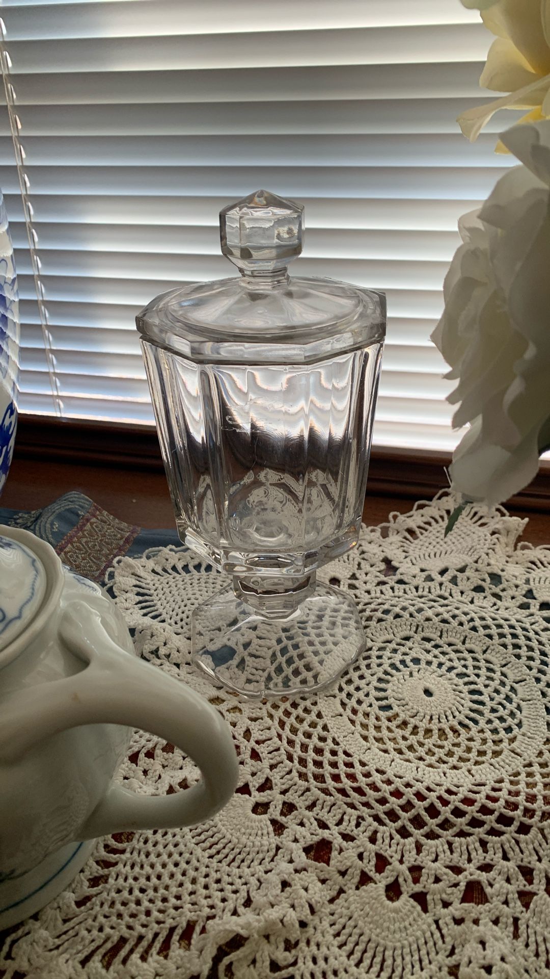 Octagonal Crystal Glass Jar