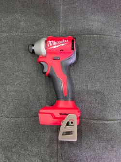 Milwaukee M18 Compact Brushless 1/4 in. Impact Driver (Tool-Only)