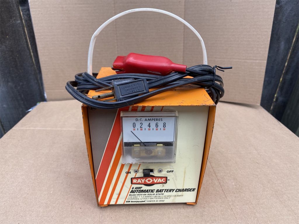 12 Volt Vehicle Battery Charger