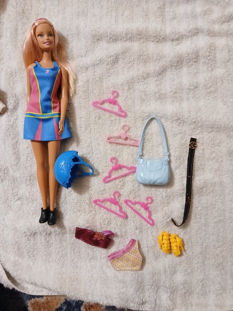 Vintage 1999 Barbie With Vintage Clothes