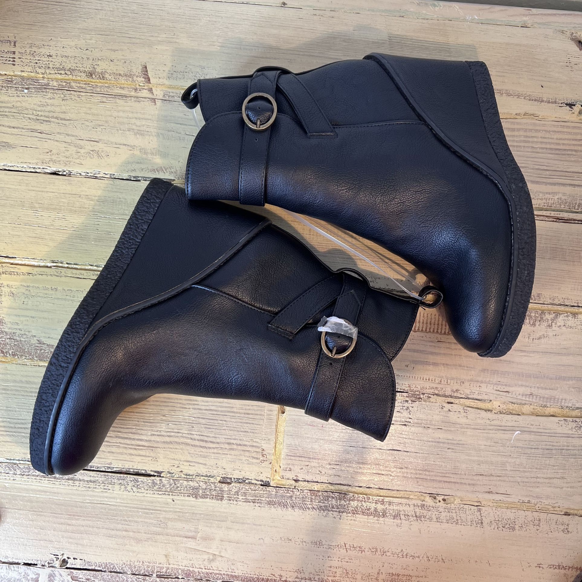 Zodiac Ina-Wedge Black Women Booties Size: 9..5