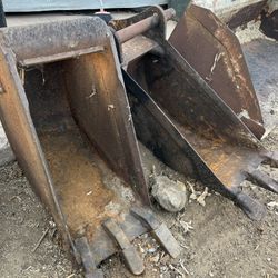 Buckets & Attachments
