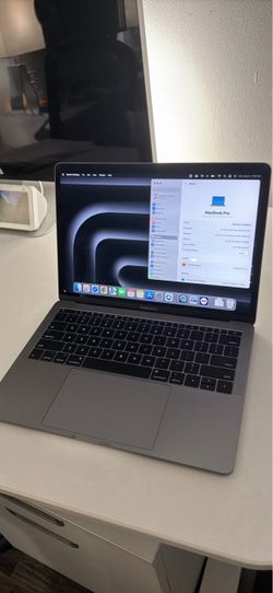 Like new Apple MacBook Pro 13-inch Space Gray
