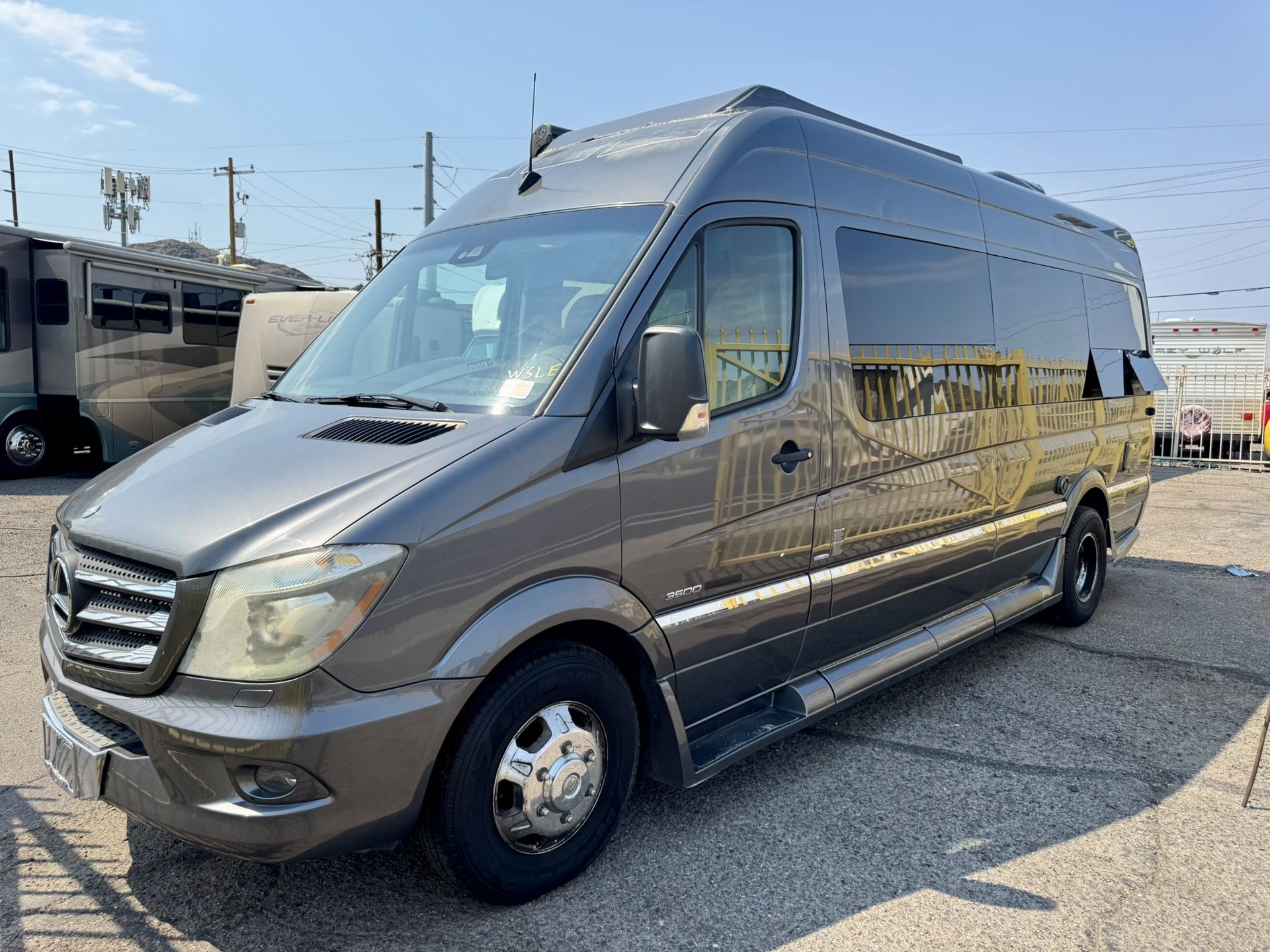 2014 roadtrek CS-Adventurous Sprinter Mercedes diesel 23ft must See
