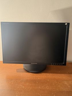 Samsung Computer Black Monitor 22' Synch Master Monitor Model 205BW