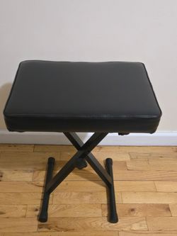 Piano- Bench