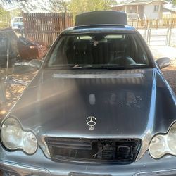 2005 Mercedes-Benz C-Class
