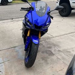 2019 Yamaha R3
