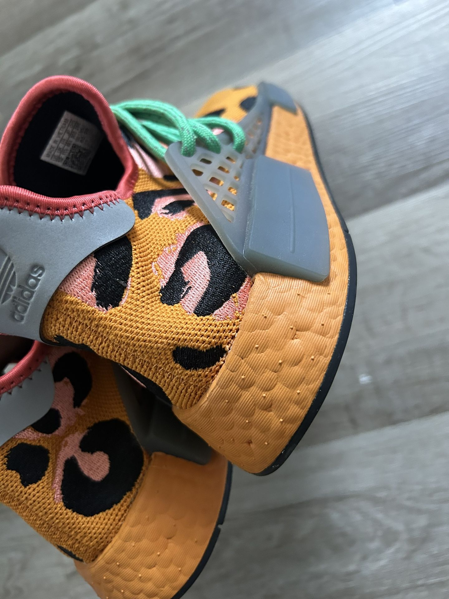 (LIKE NEW) SIZE 12 HUMAN RACE