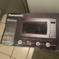 Brand New Panasonic microwave