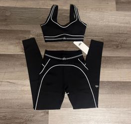 Alo yoga set black