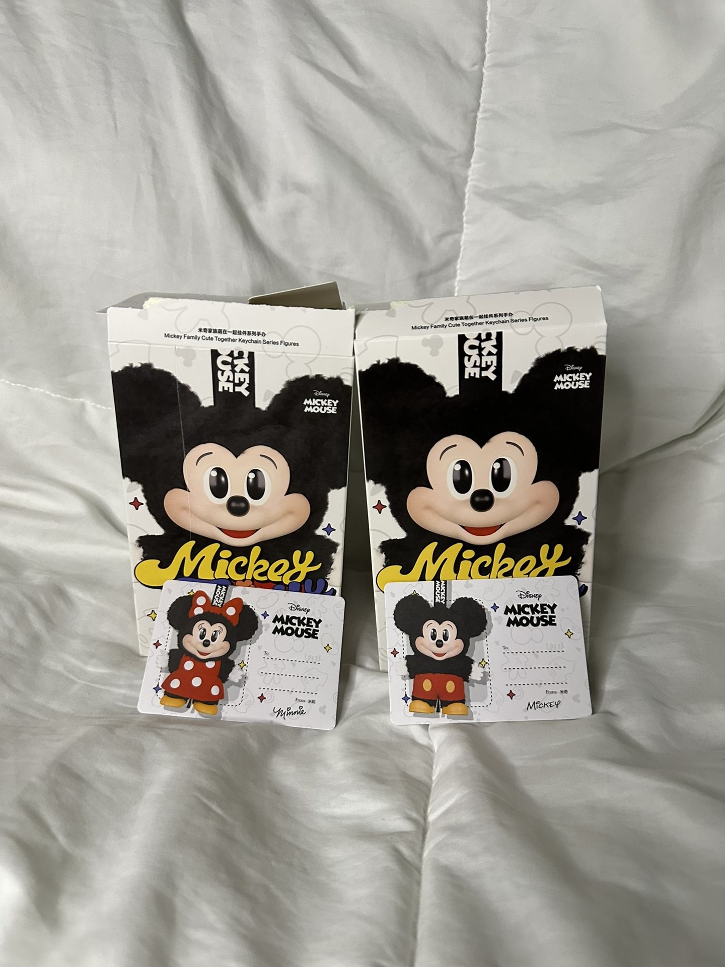 *Minnie SOLD* Popmart DISNEY Mickey family Together Keychain, Confirmed Mickey And Minnie