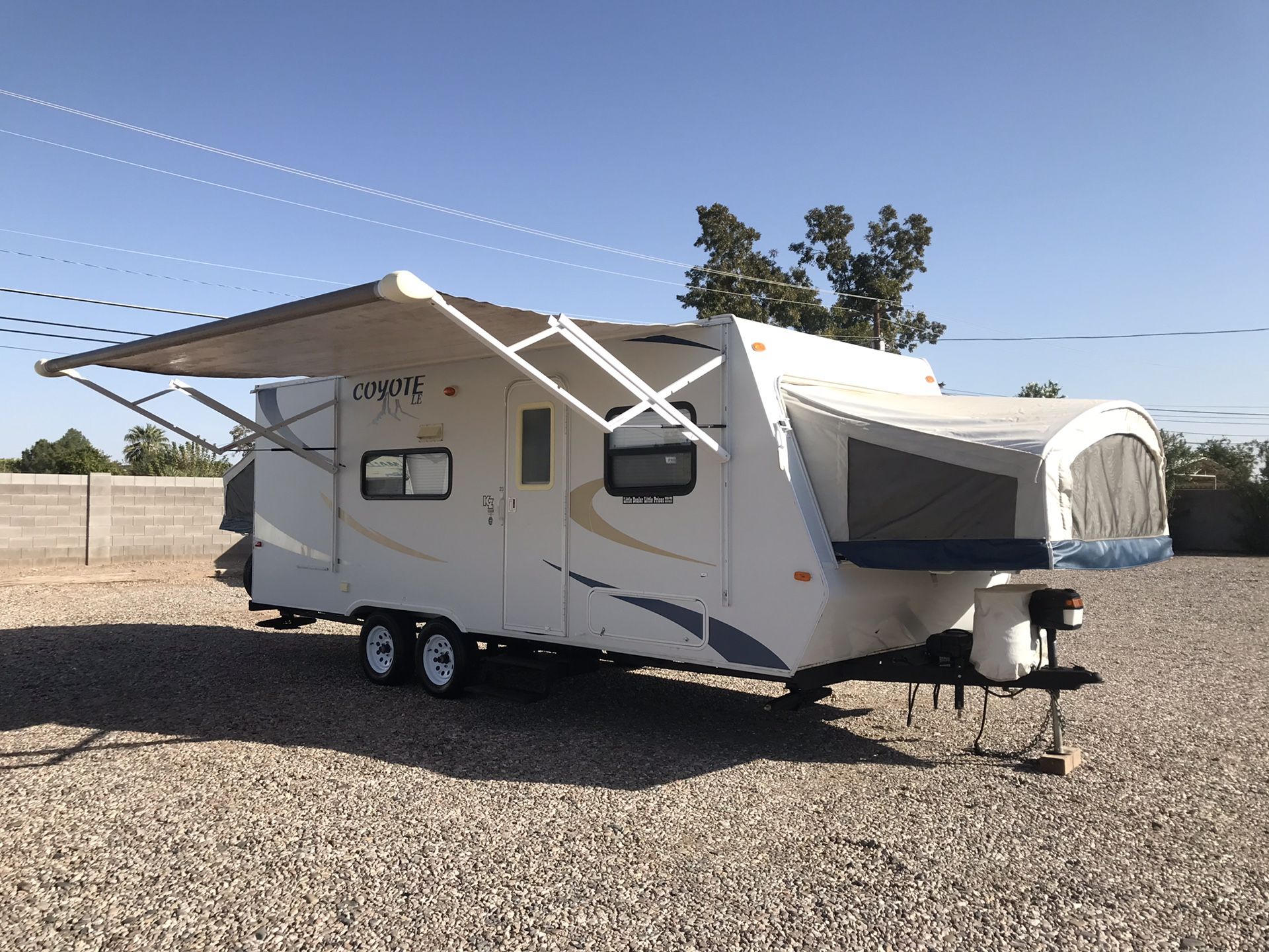 2008 Coyote LE Hybrid Travel trailer