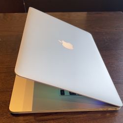 apple MacBook Pro 15” Retina Quad Core I7 Processor 16GB DDR3 RAM 500GB FLASH STORAGE $275