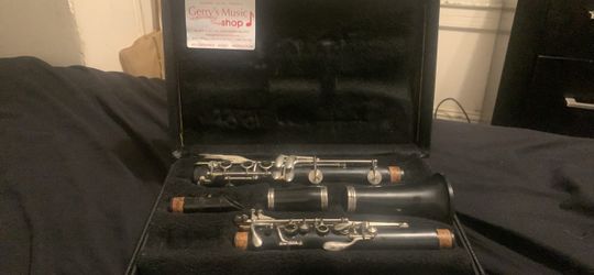 Clarinet with Hard Case