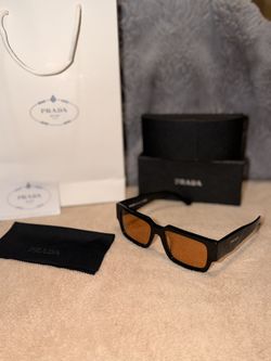 Prada!